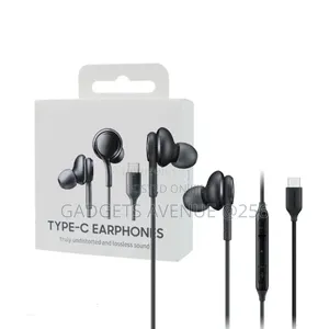 Samsung Usb-C Earphones Tuned by Akg.