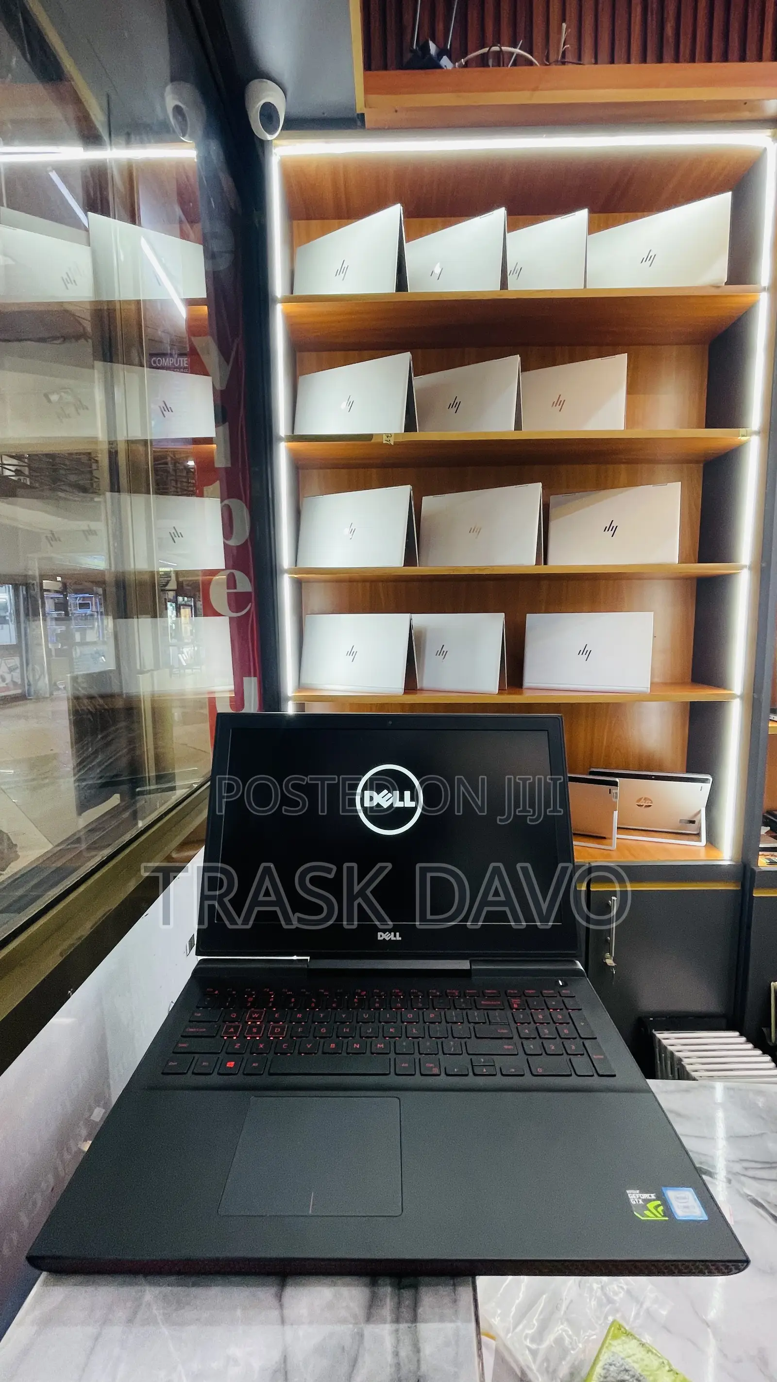 Laptop Dell Inspiron 15 7577 16GB Intel Core i7 SSD 512GB