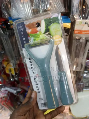Kitchen Peeler and Vegetable Knife Set.