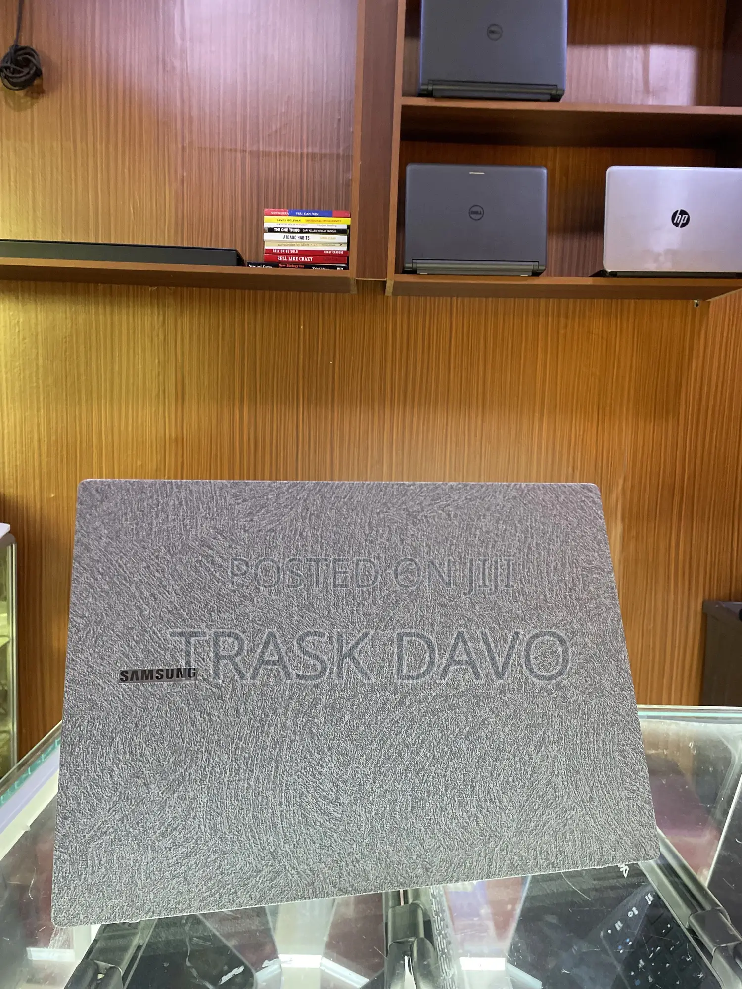 Laptop Samsung Galaxy Book4 8GB Intel Core i3 SSD 256GB
