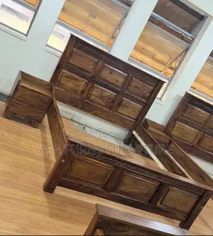Solid Mugavu Bed