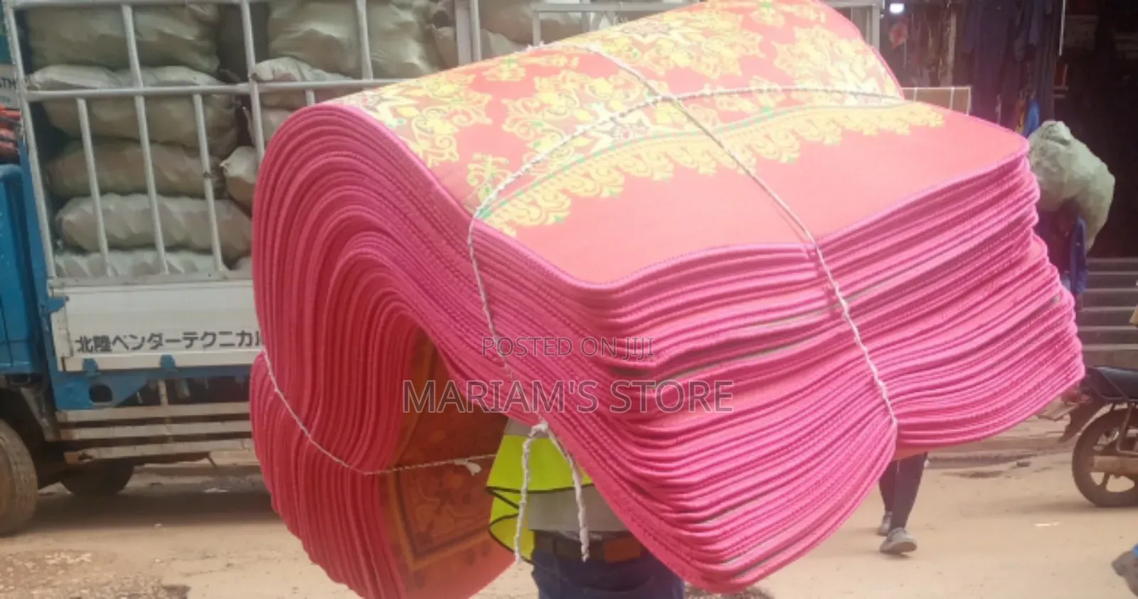Foldable Mats Often Used for Weddings, Events, or Home Floor Covering.