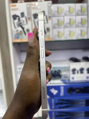 Apple iPhone 13 256 GB White