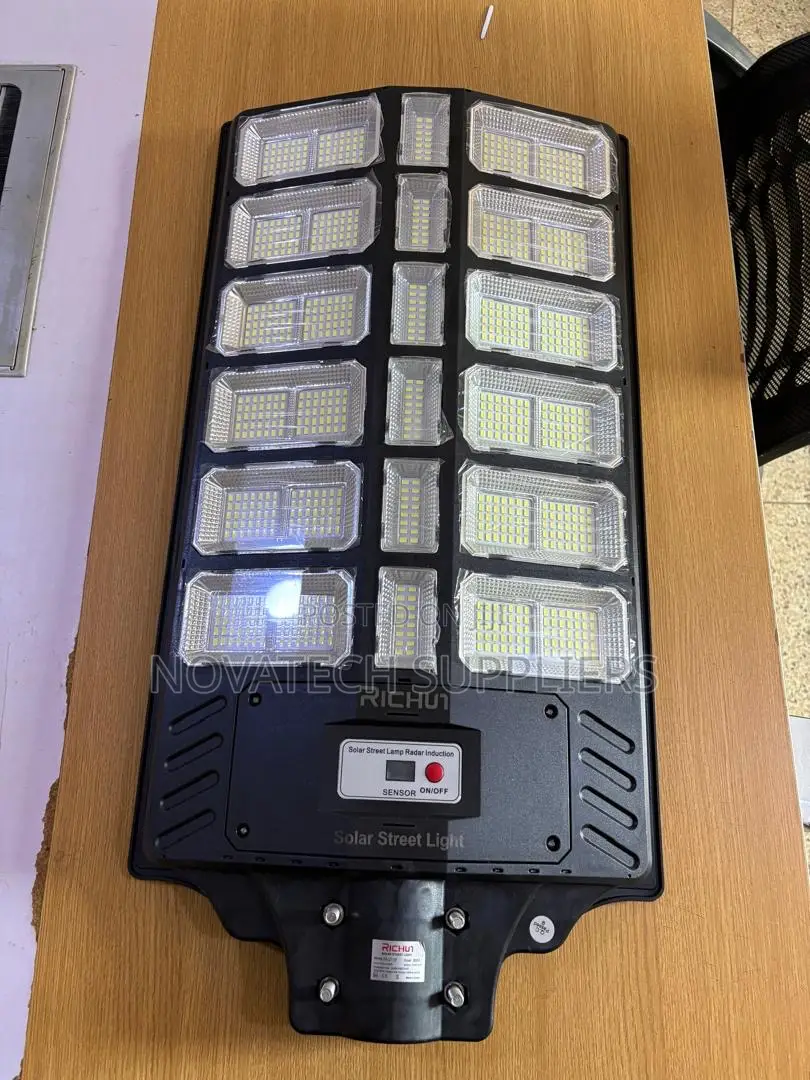 Automatic 2800w Solar Flood Street Light – Dusk to Dawn Lighting