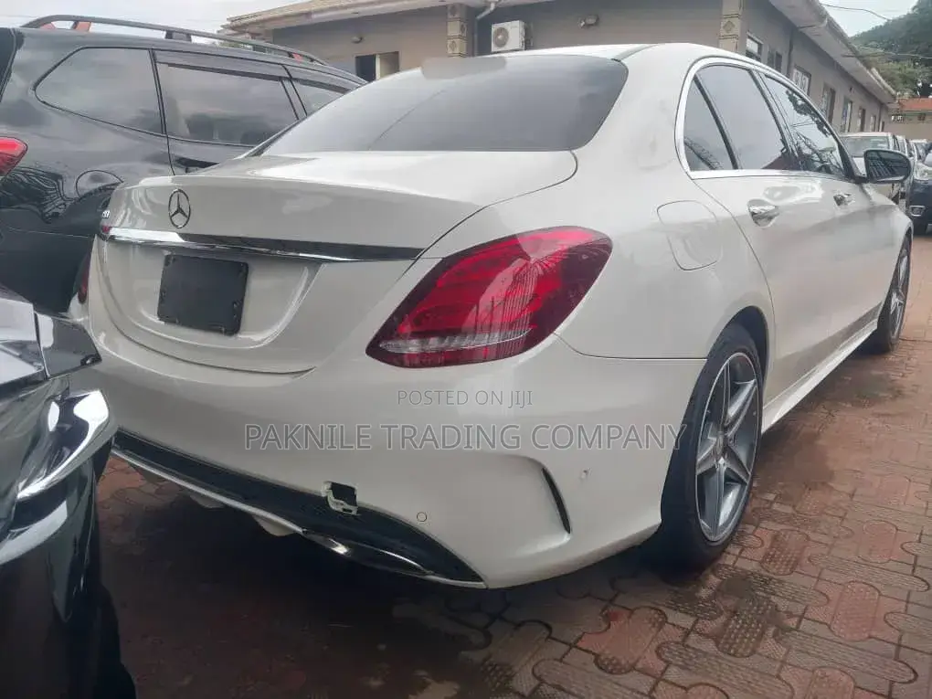 Mercedes-Benz C200 2016 White
