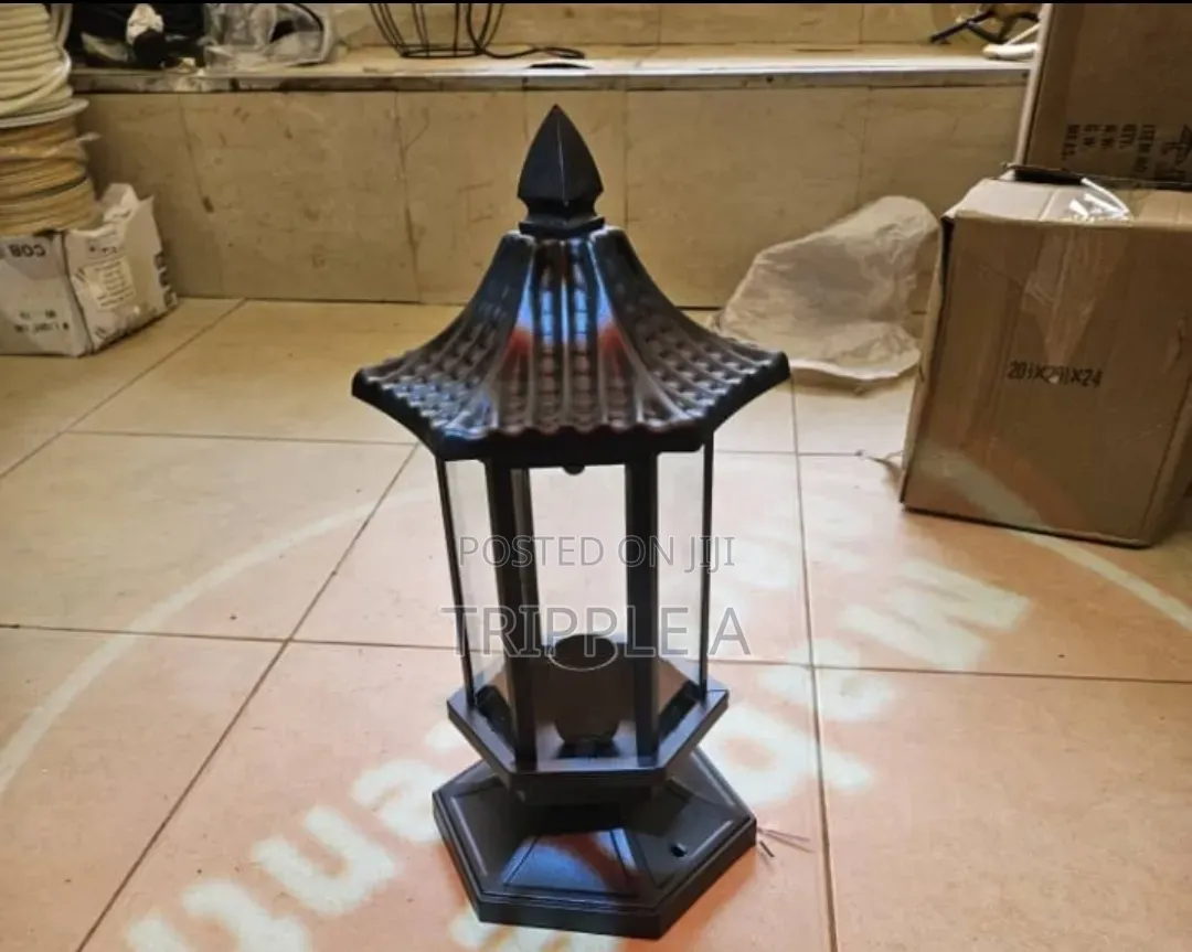 Ornamental Outdoor Gate Lamp