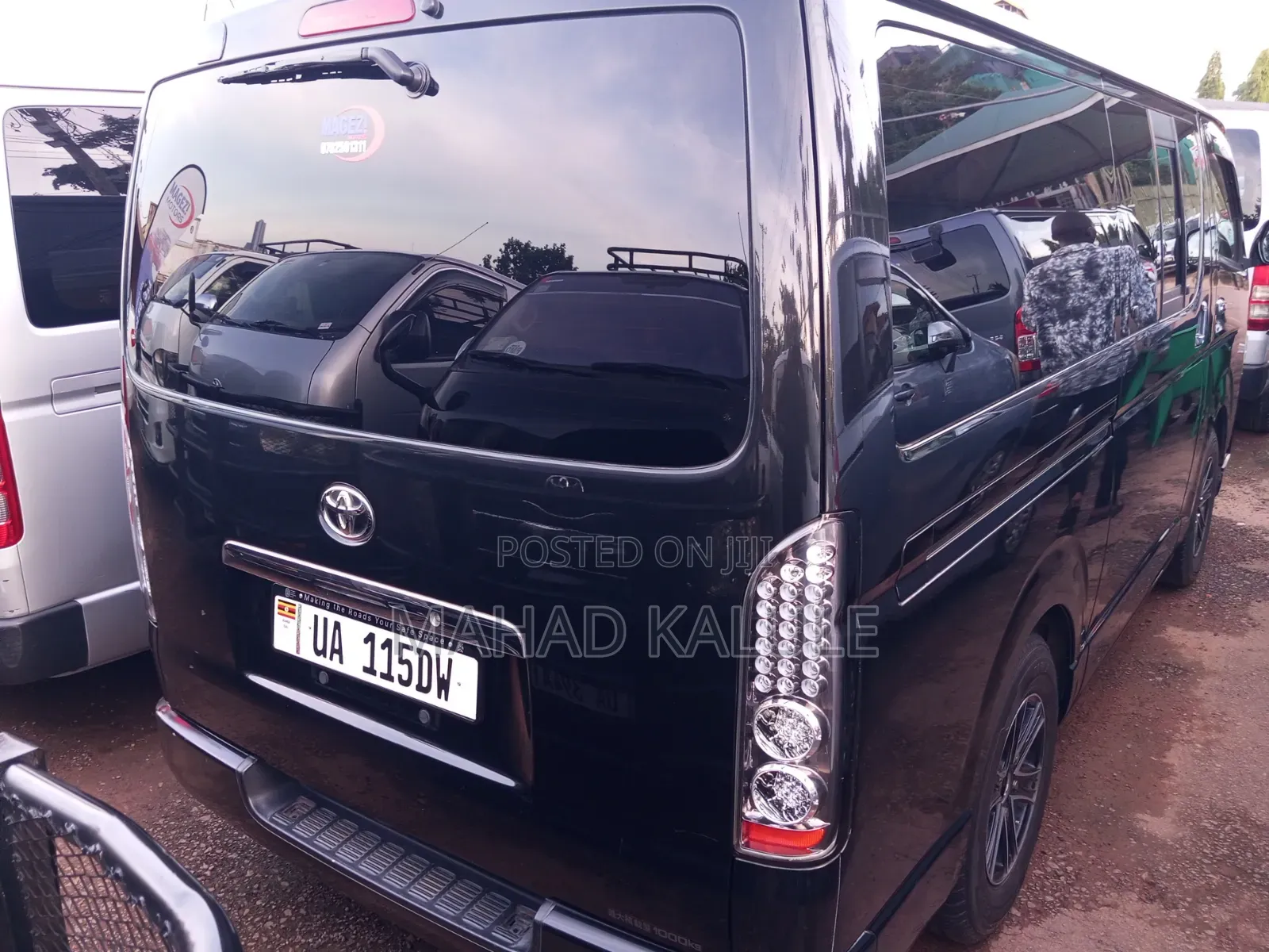 New Toyota HiAce 2012 Black