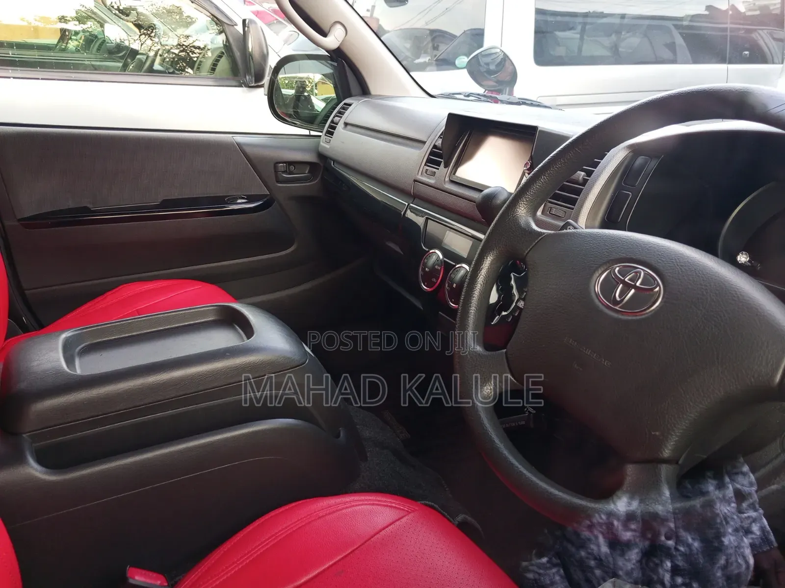 New Toyota HiAce 2012 Black