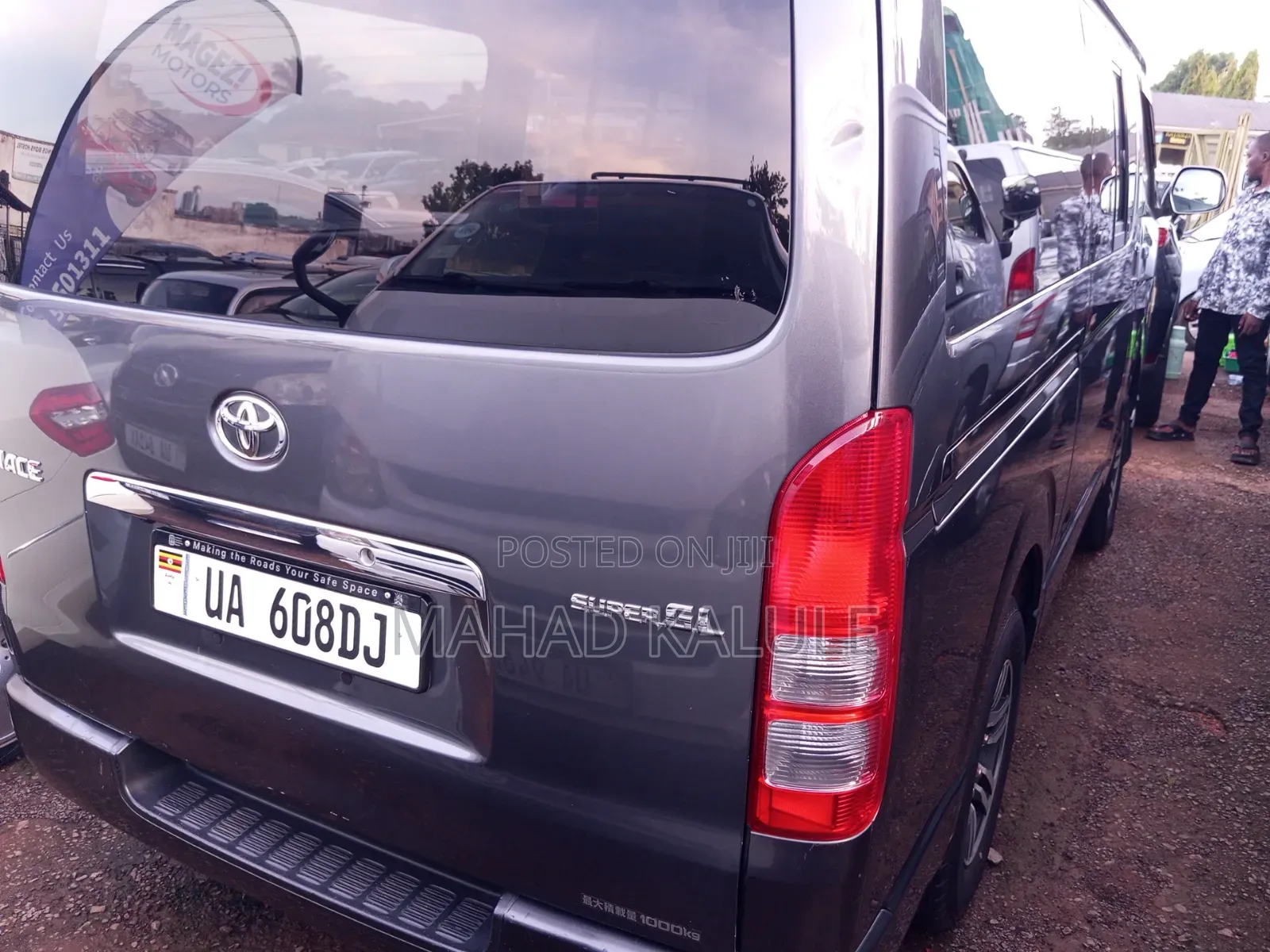 New Toyota HiAce 2012 Black