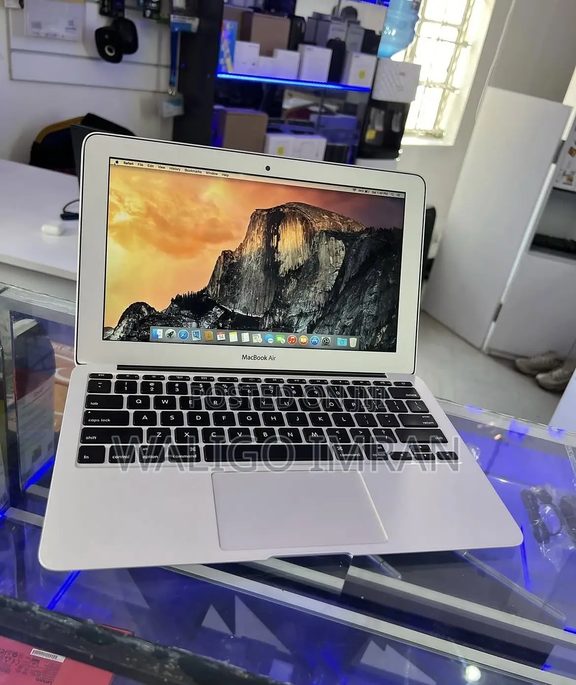 Laptop Apple MacBook Air 2015 8GB Intel Core i5 SSD 128GB