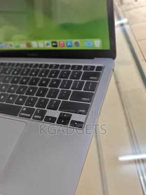Laptop Apple MacBook Pro 2017 8GB Apple M1 SSD 256GB