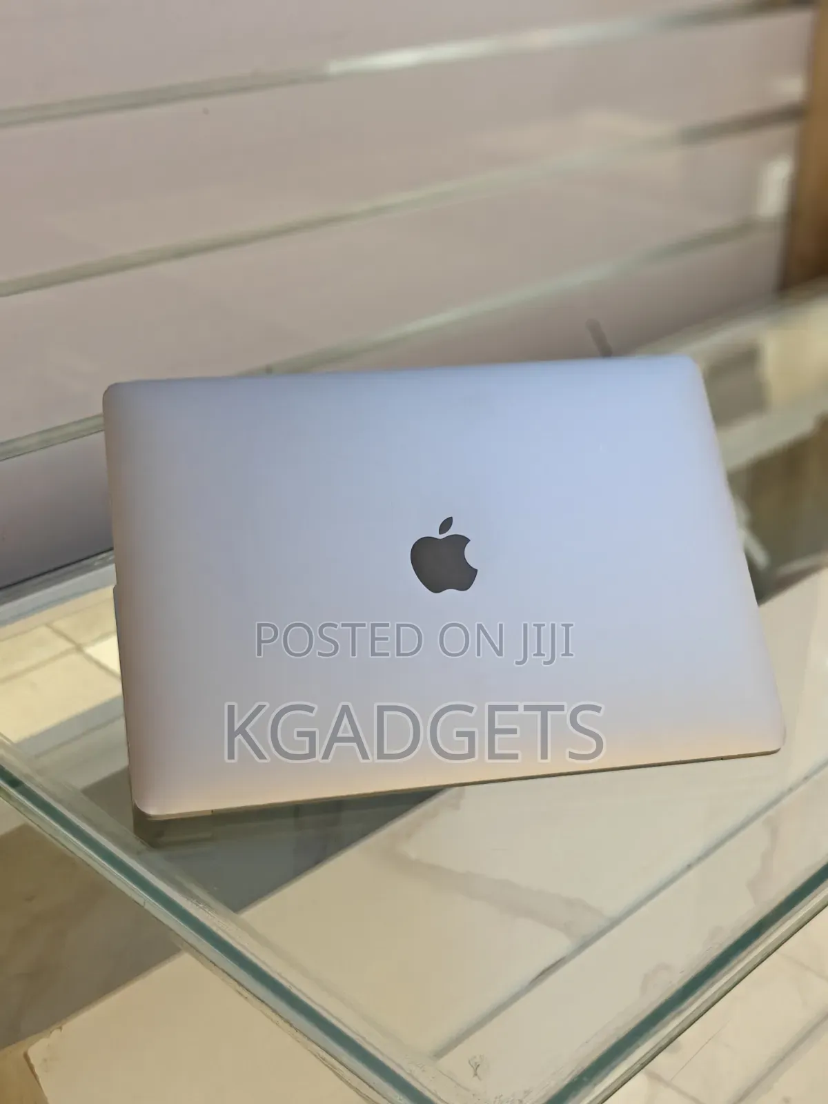 Laptop Apple MacBook 2017 8GB Intel Core i5 SSD 256GB