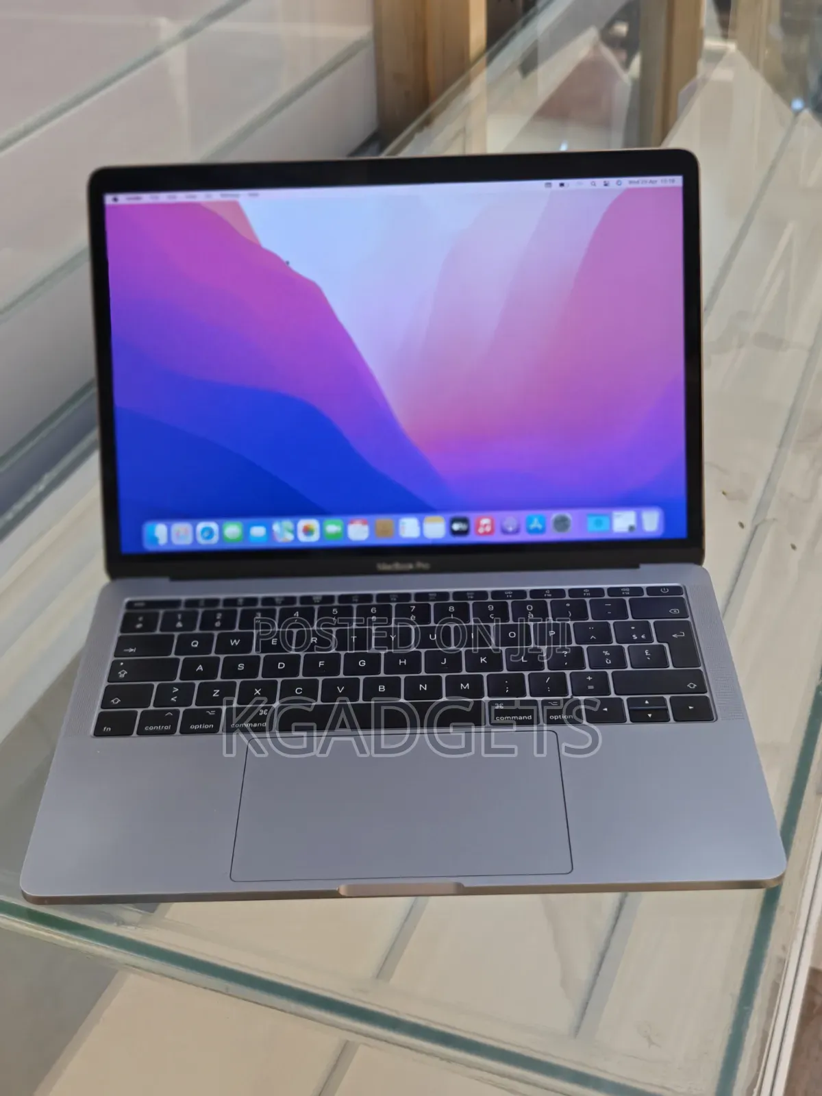 Laptop Apple MacBook 2017 8GB Intel Core i5 SSD 256GB