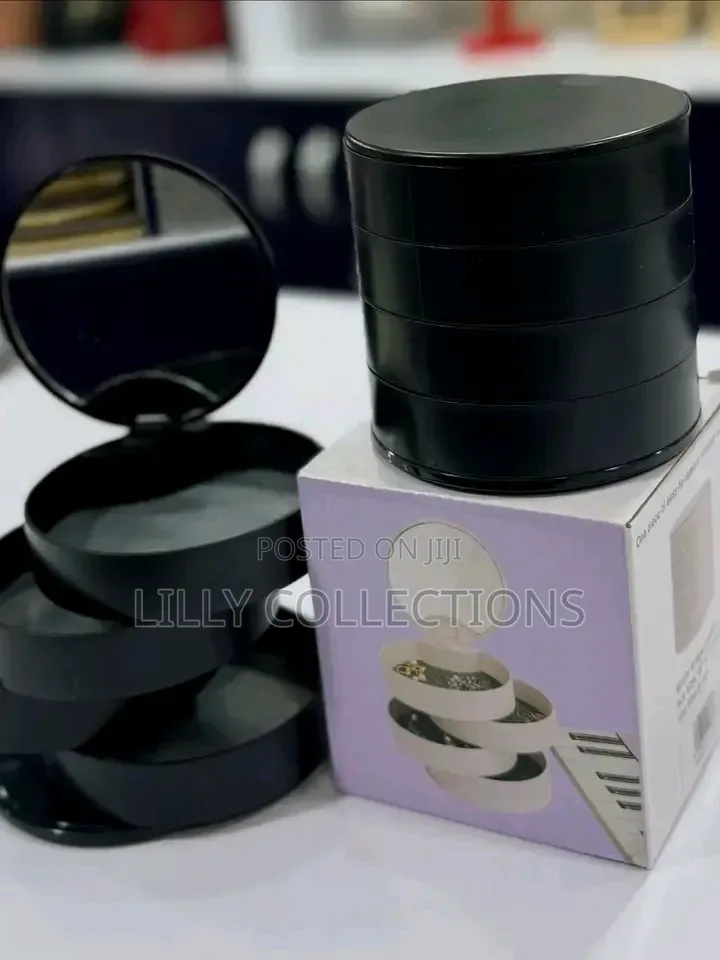 Rotating Jewelry Boxes
