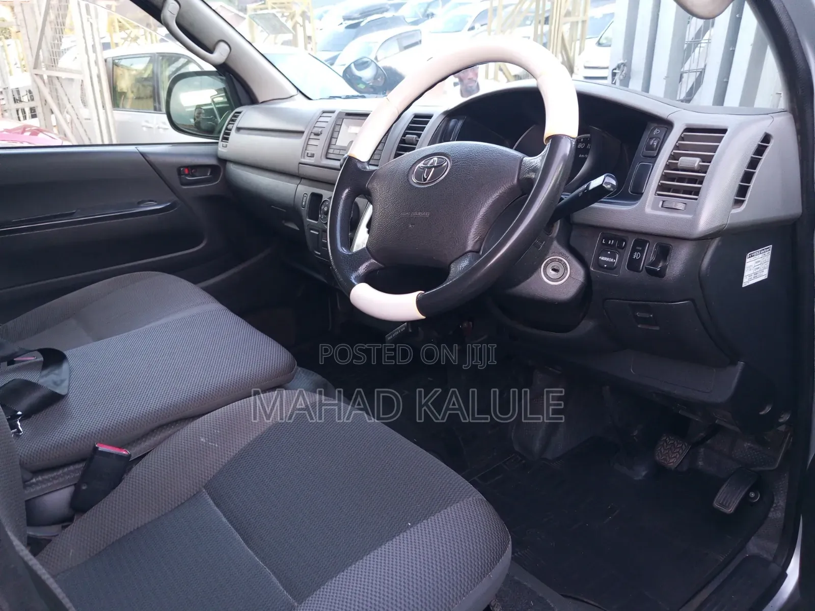 New Toyota HiAce 2010 Silver
