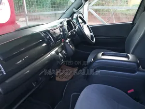 New Toyota HiAce 2013 Black