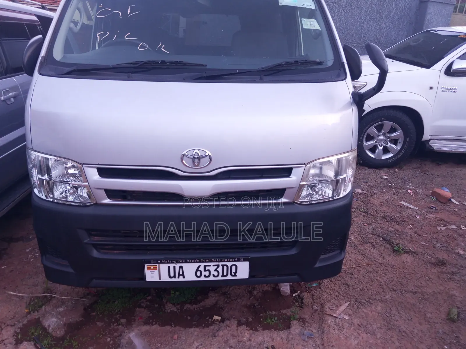New Toyota HiAce 2010 Silver