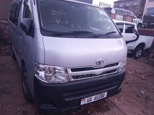 New Toyota HiAce 2010 Silver