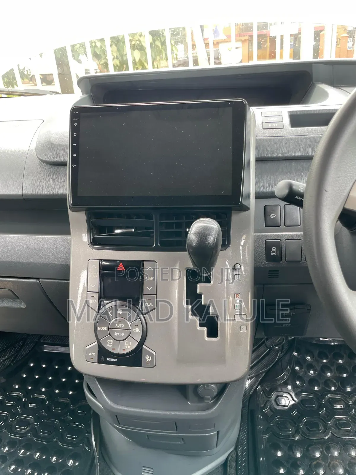 Toyota Noah 2008 Silver