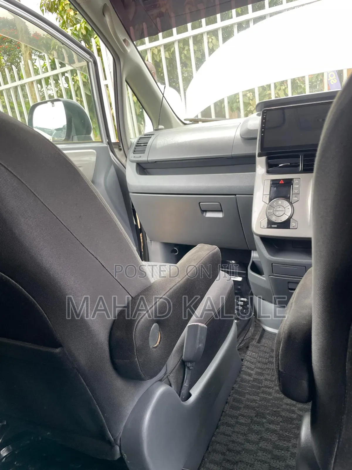 Toyota Noah 2008 Silver