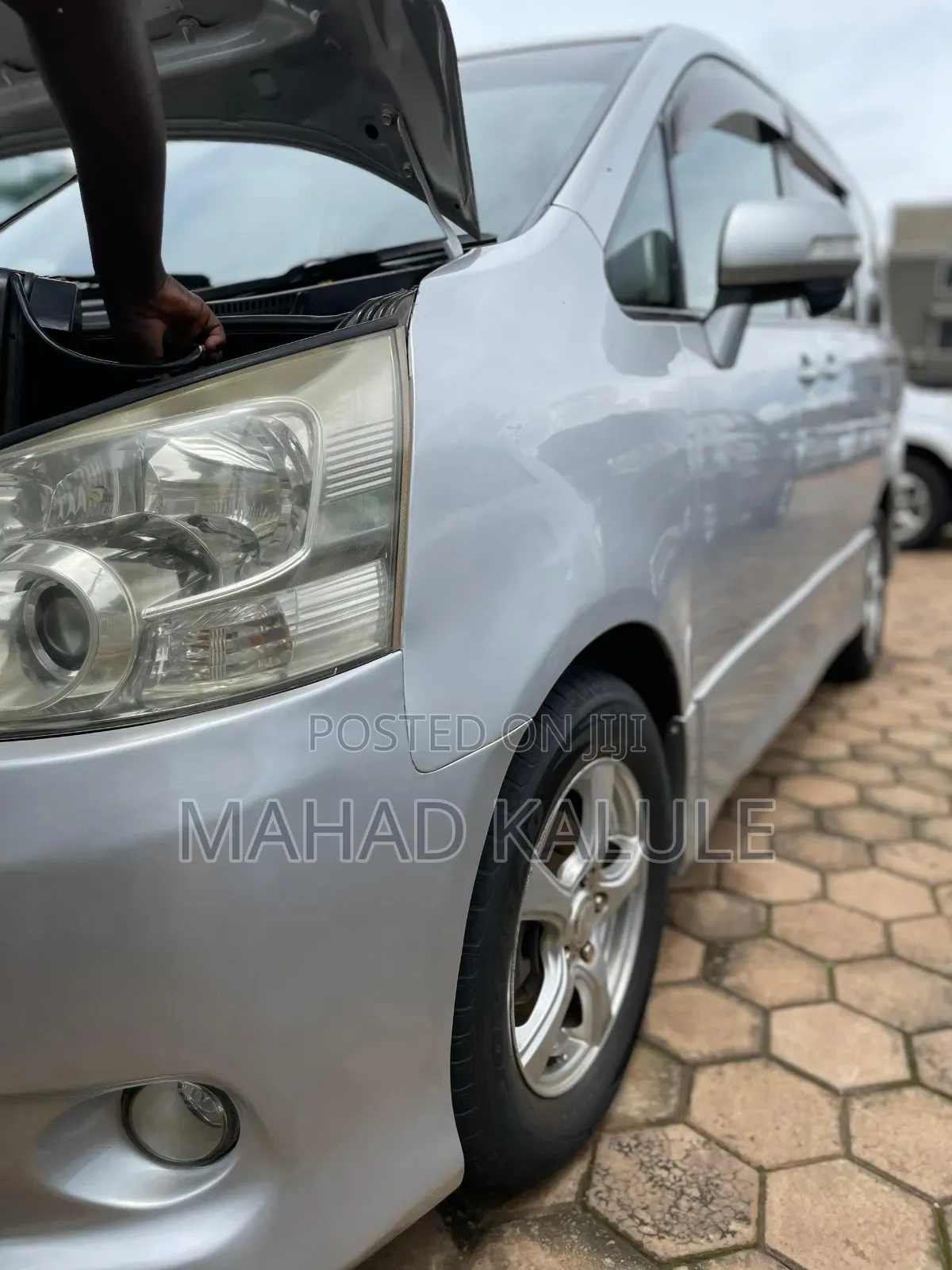 Toyota Noah 2008 Silver