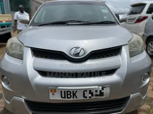 Toyota IST 2009 Silver