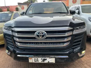 Toyota Land Cruiser 2013 Black