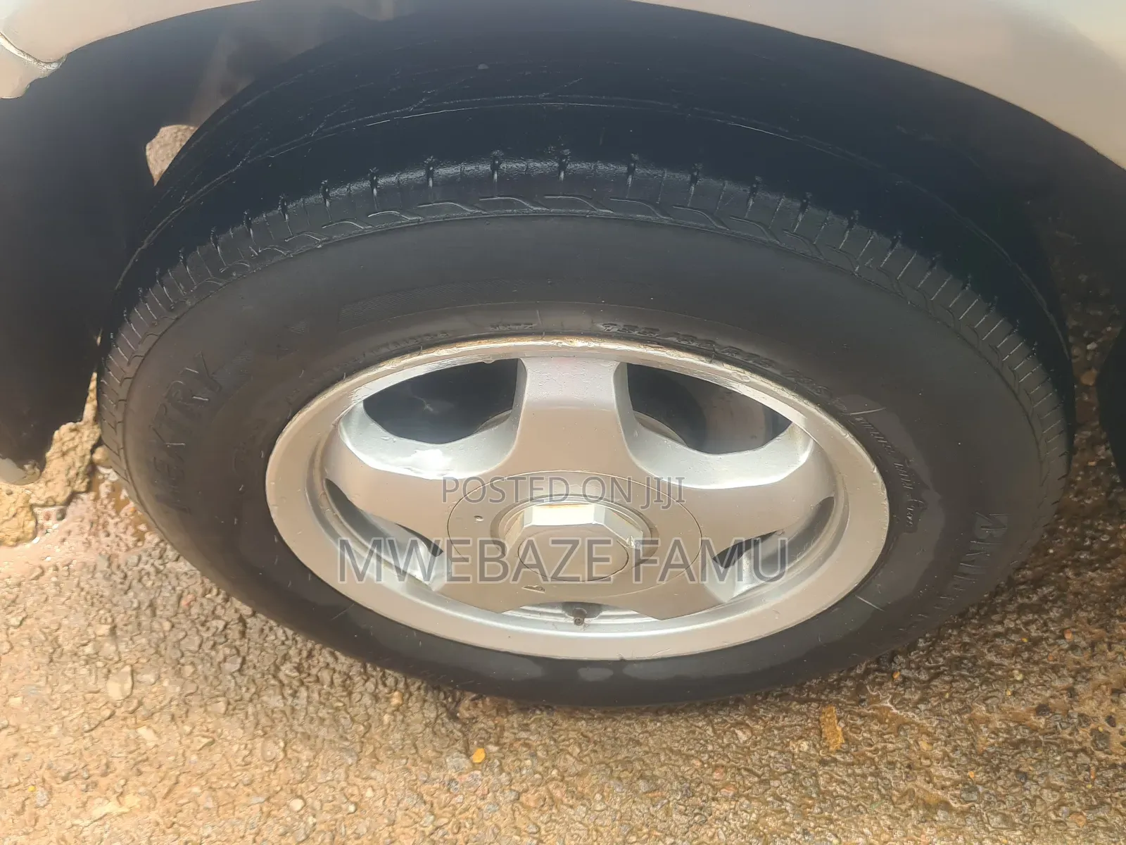 Toyota Vitz 2003 Silver