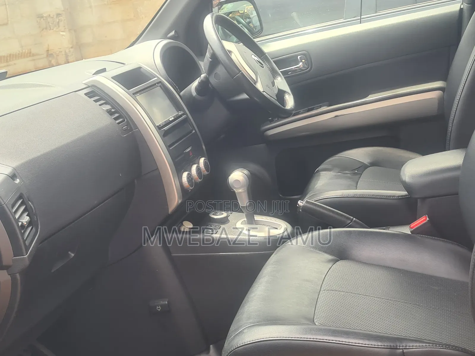 Nissan X-Trail 2010 Gray