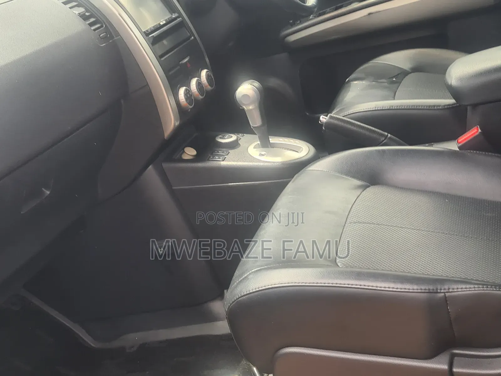 Nissan X-Trail 2010 Gray