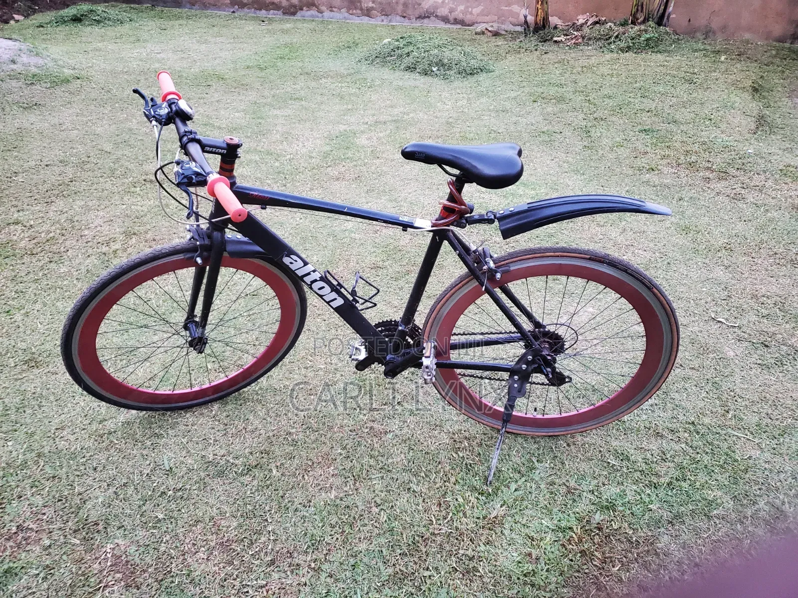 Alton Hybrid Bike