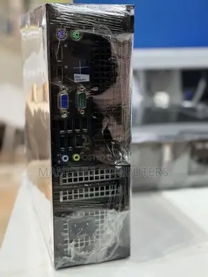 Desktop Computer Dell OptiPlex 3050 4GB Intel Core i5 HDD 500GB