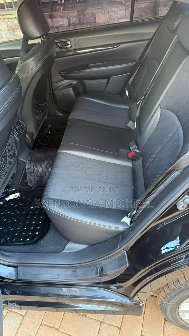 Subaru Legacy 2011 Black