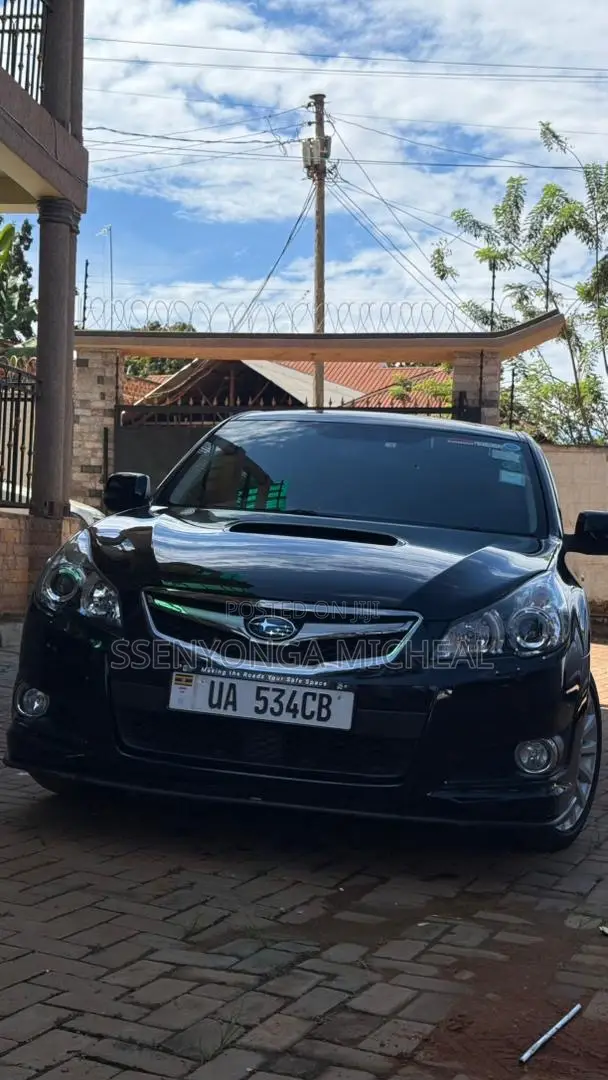Subaru Legacy 2011 Black