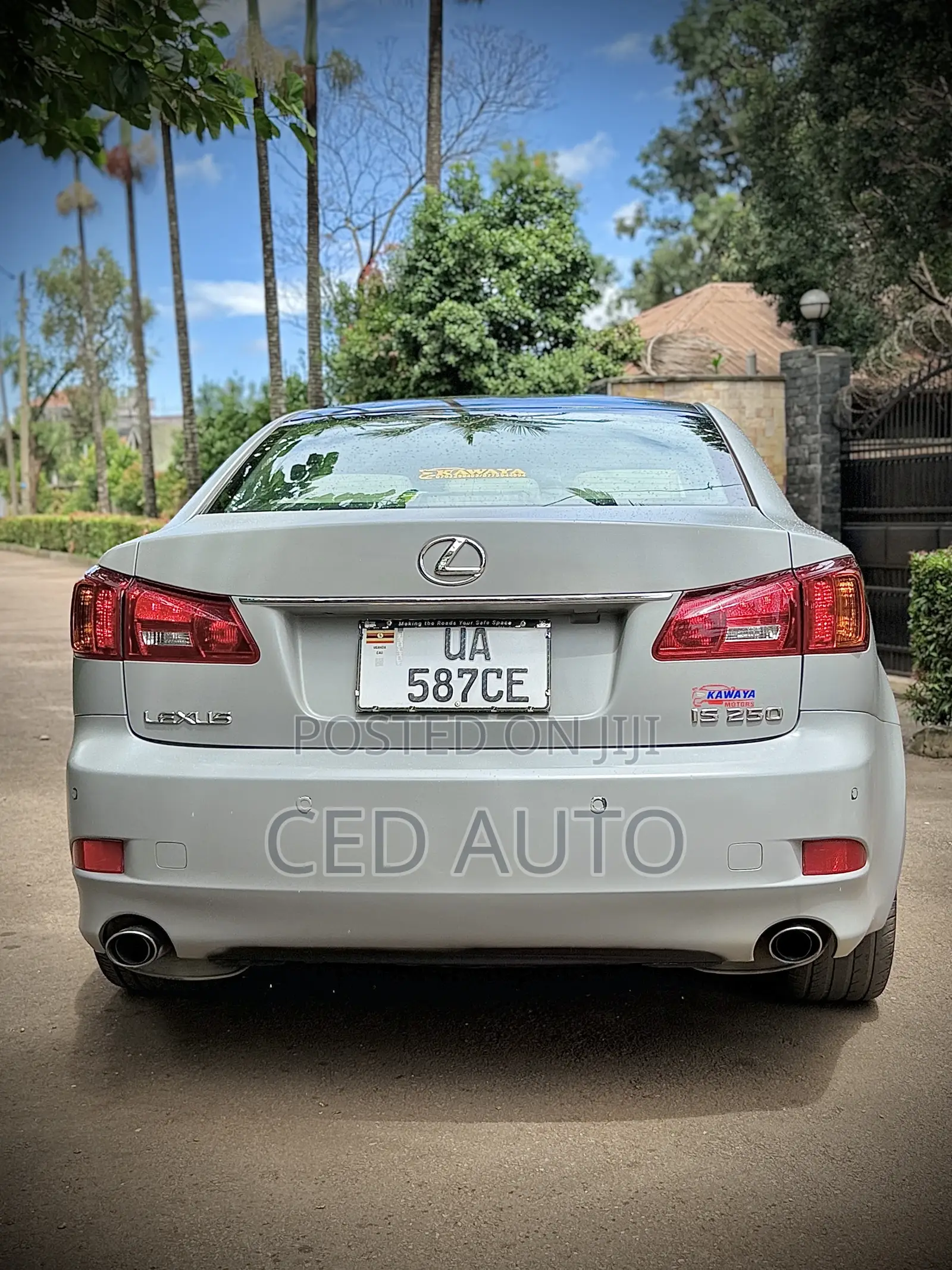 Lexus IS 2011 Gray