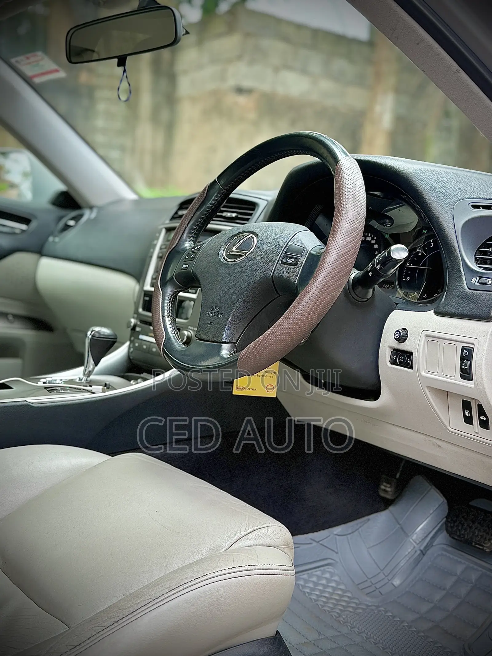 Lexus IS 2011 Gray