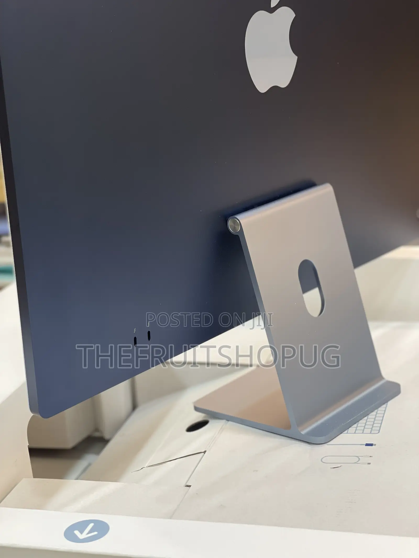Desktop Computer Apple iMac M1 8GB Apple M1 SSD 256GB