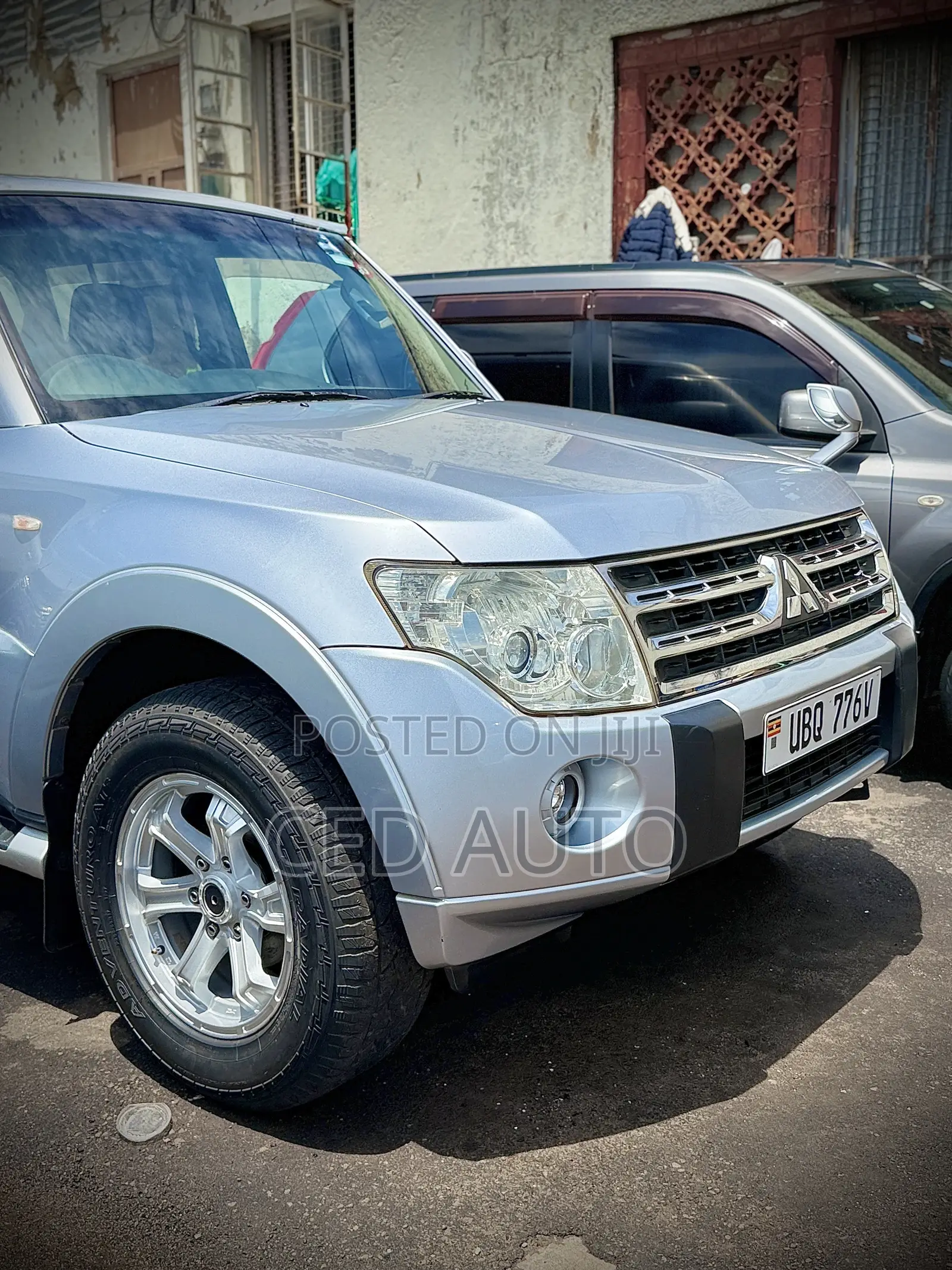 Mitsubishi Pajero 2010 Black