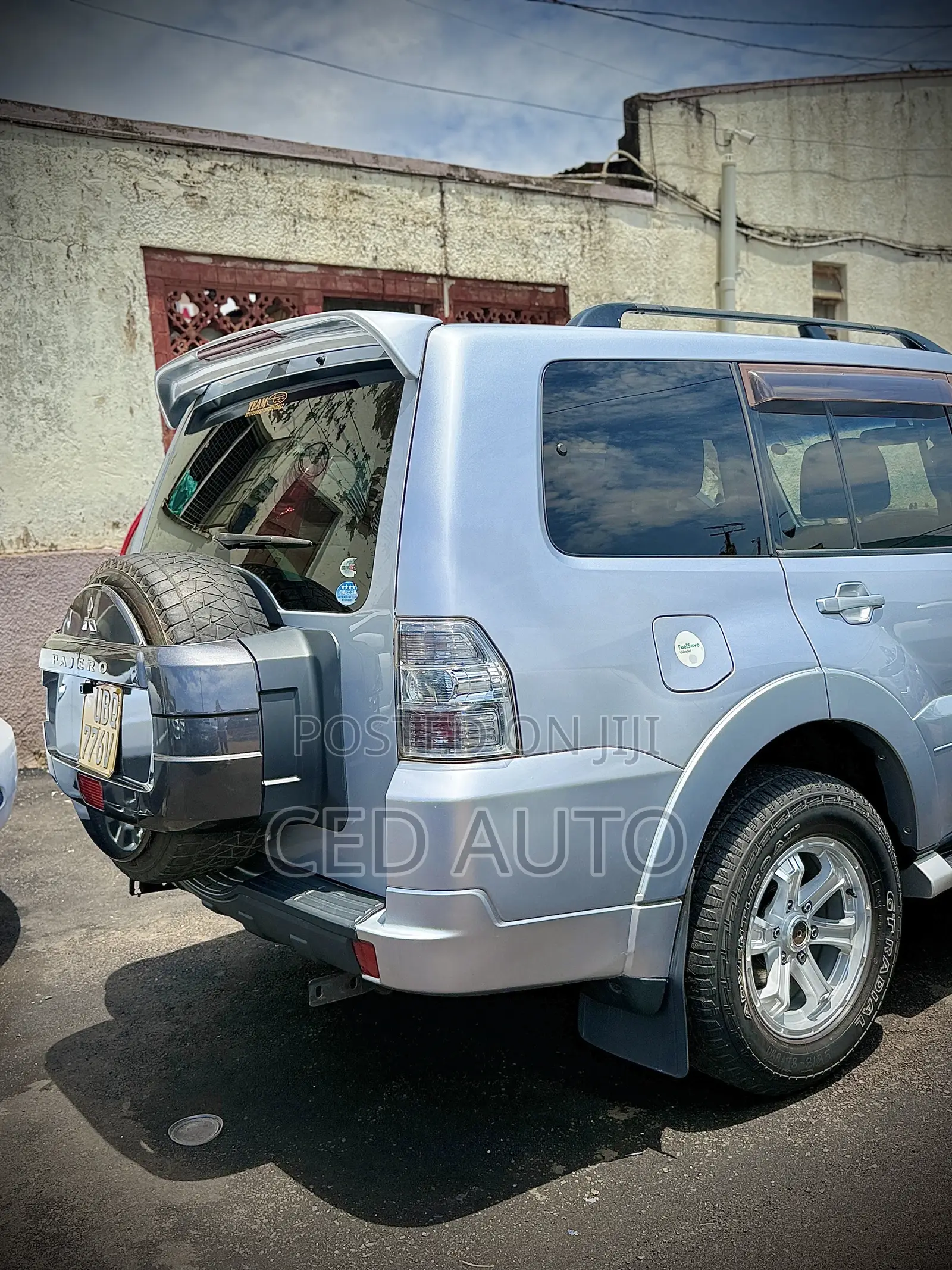 Mitsubishi Pajero 2010 Black