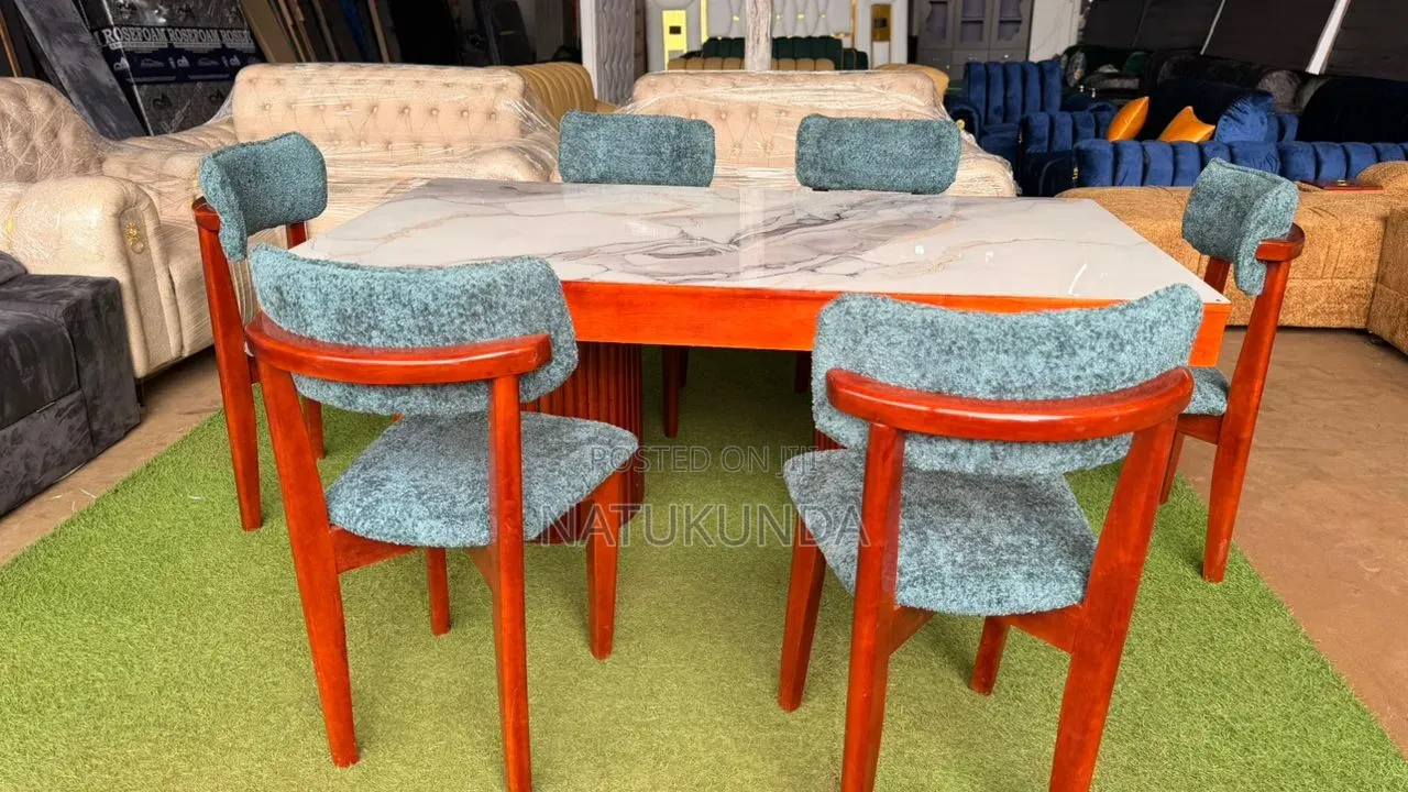 Nice Looking Six Seater Dinning