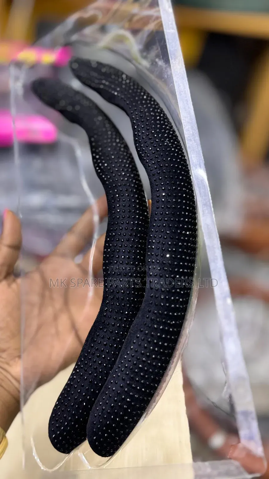 Black Glittering Steering Cover