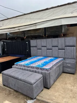 5*6bed /Bed Sides/Ottoman