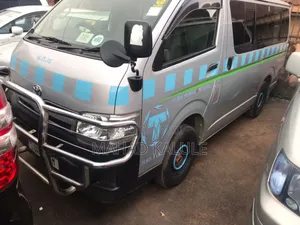 Toyota HiAce 2008 Silver