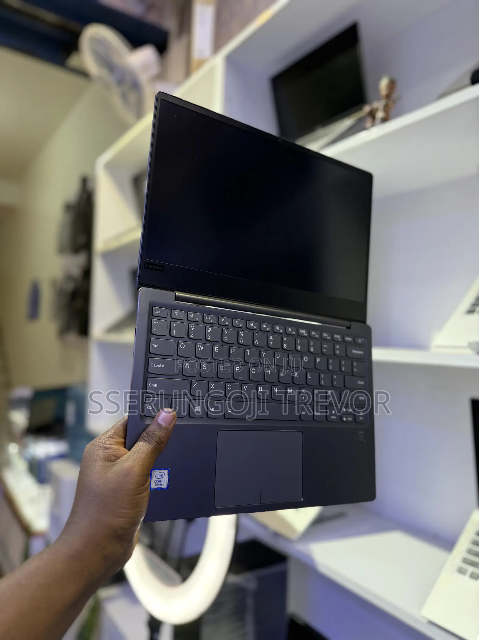 Laptop Lenovo Ideapad 3 8GB Intel Core i5 SSHD+SSD 256GB