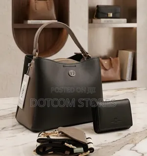 Chrisbella Shoulder Bag
