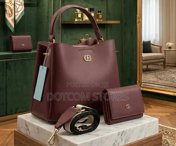 Chrisbella Shoulder Bag