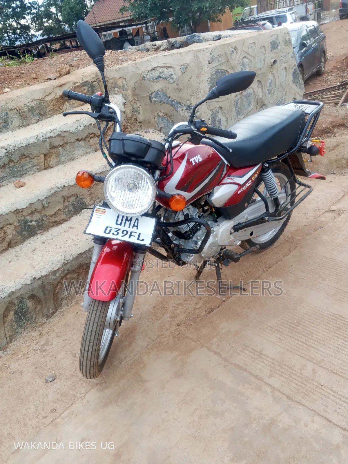 TVS HLX 125 2025 Red
