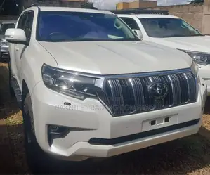 Toyota Land Cruiser Prado 2021 White