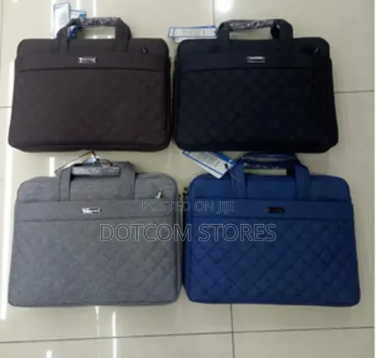 Zhaocaique Quilted Laptop Bag