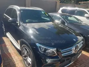 Mercedes-Benz 220 2018 Black